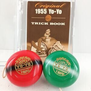 Lot of 2 Vintage 1955 Original Duncan Super Yo-Yo Tournament Tops Red & Green